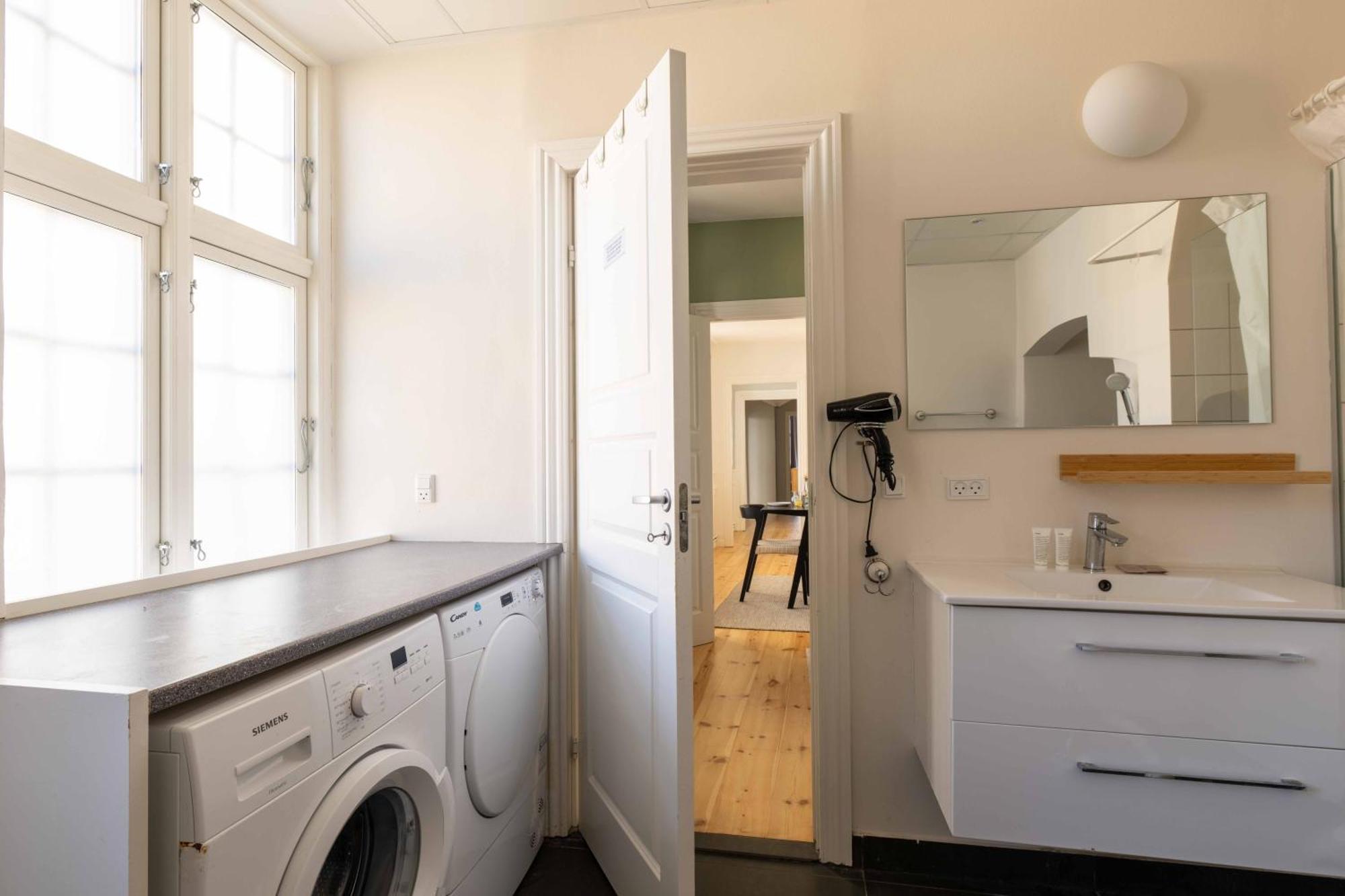 Appartement Big 4 Bedroom With Bathtub By Cph Hall Square *