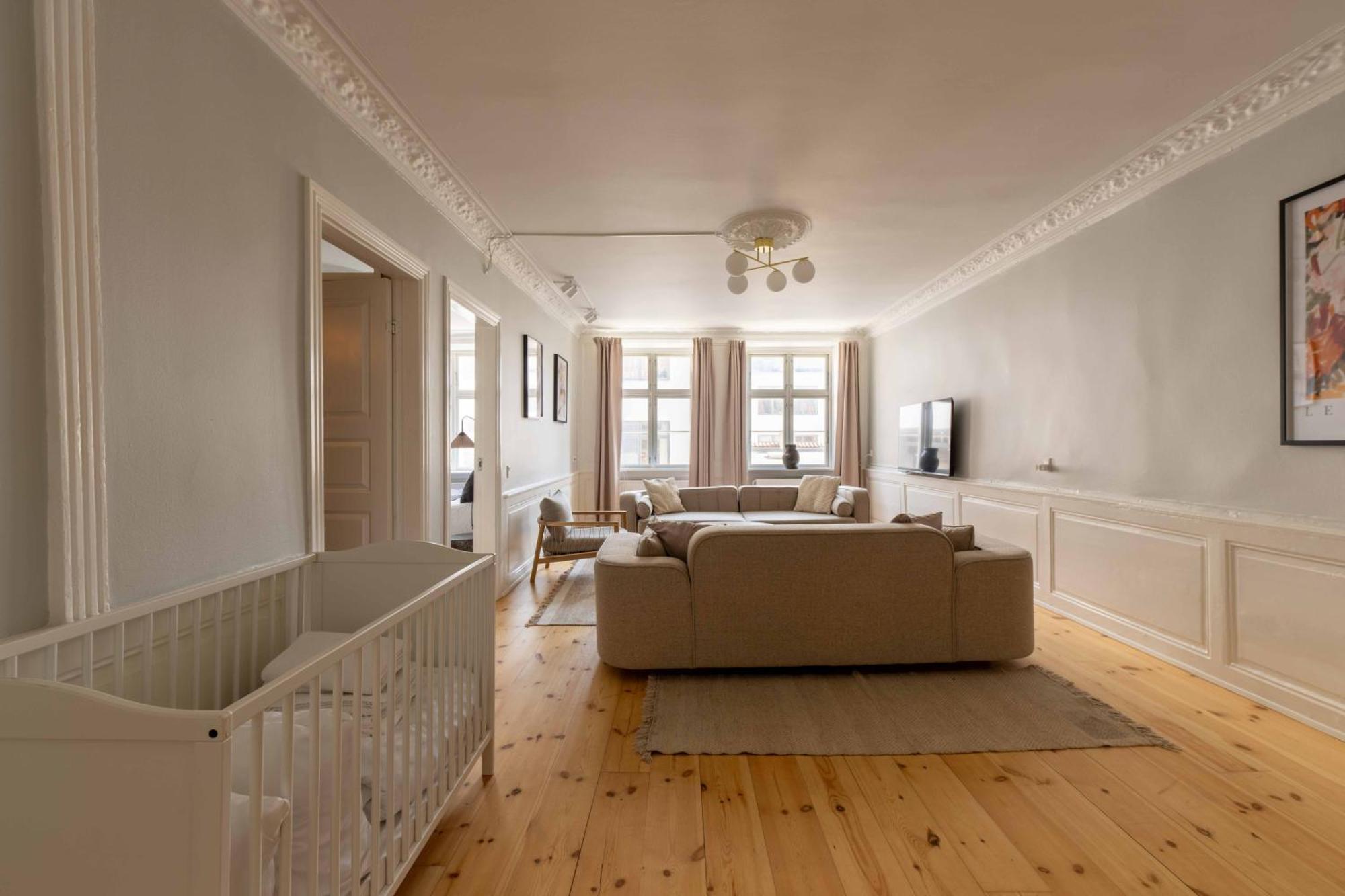 Appartement Big 4 Bedroom With Bathtub By Cph Hall Square